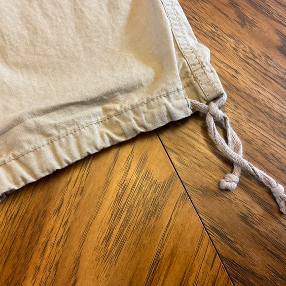 Aeropostale women’s lightweight pants - Picture 5 of 6